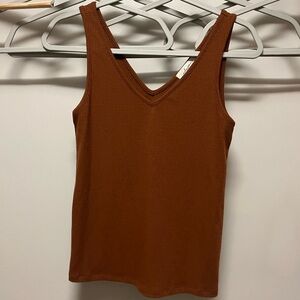 Cjla ribbed tank top in rust.